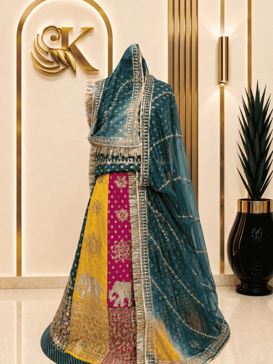 untitled-design-2-324 Sameera Banarasi Rajputi Poshak - Green - Image 1